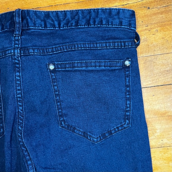 FREE PEOPLE Skinny Leg, Dark Blue Wash Jeans - Size 30 - Picture 11 of 12